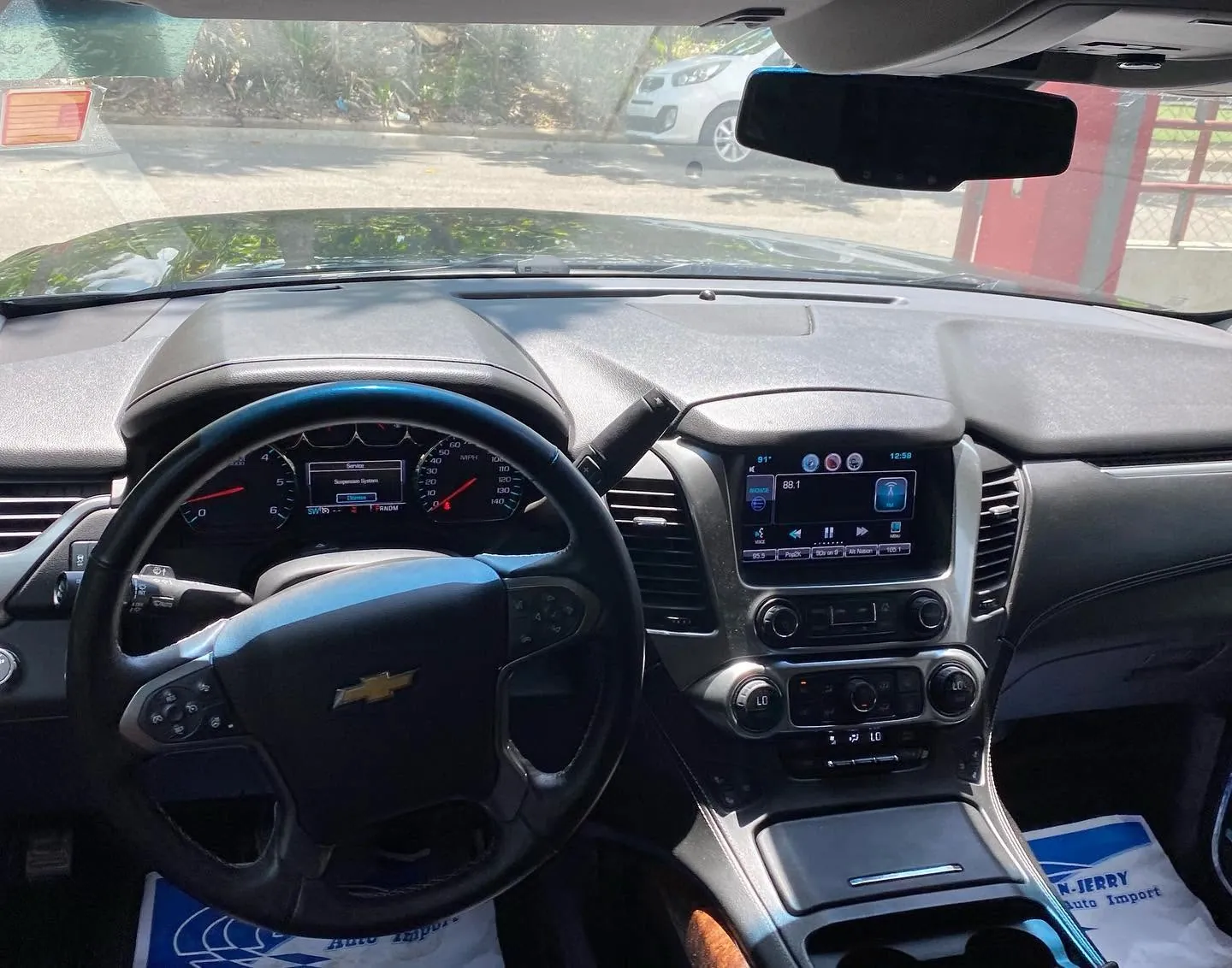 Chevrolet Tahoe LTZ 2016-2018 — Foto 14 de 14