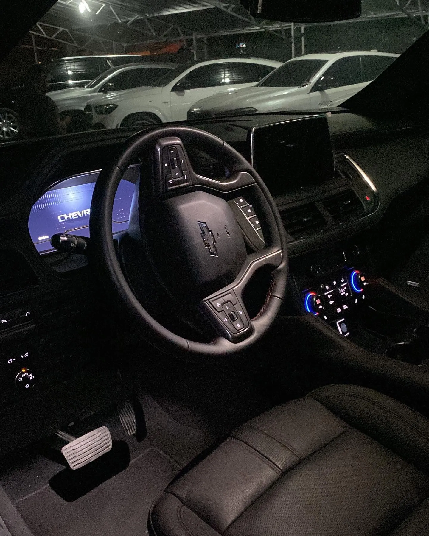 Chevrolet Tahoe RST 2022-2024 — Foto 3 de 7