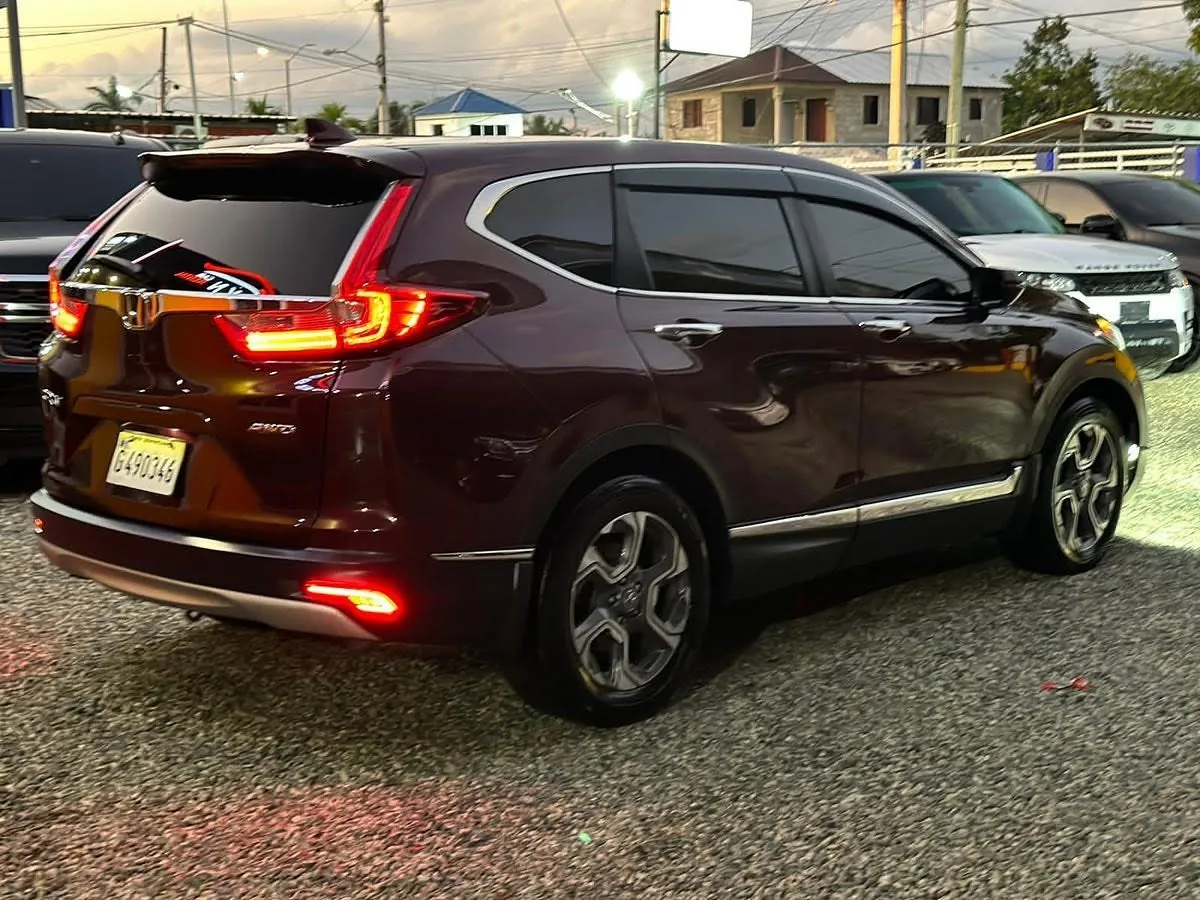 Honda CR-V 2017-2019 — Foto 1 de 8