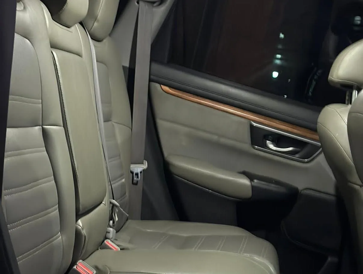 Honda CR-V 2017-2019 — Foto 7 de 8