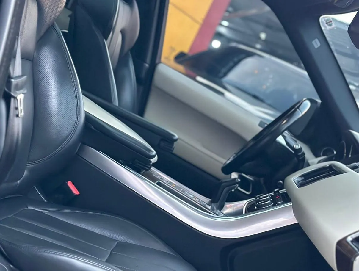 Land Rover Range Rover Sport 2014-2017 — Foto 3 de 12