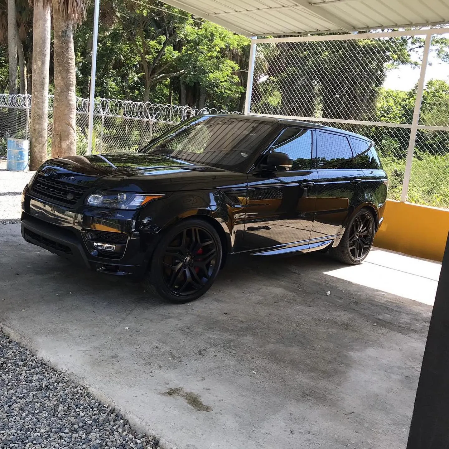 Land Rover Range Rover Sport 2014-2017 — Foto 1 de 12