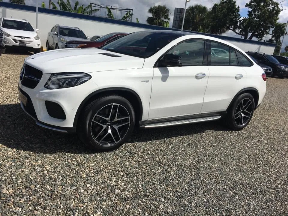 Mercedes-Benz GLE 43 AMG Coupé 2017-2019 — Foto 18 de 31