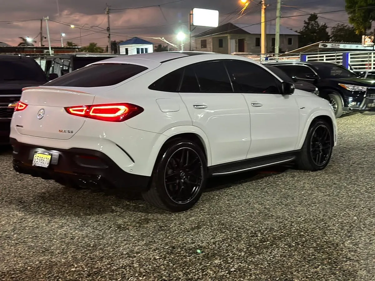 Mercedes-Benz GLE 53 AMG 2021-2023 — Foto 4 de 13