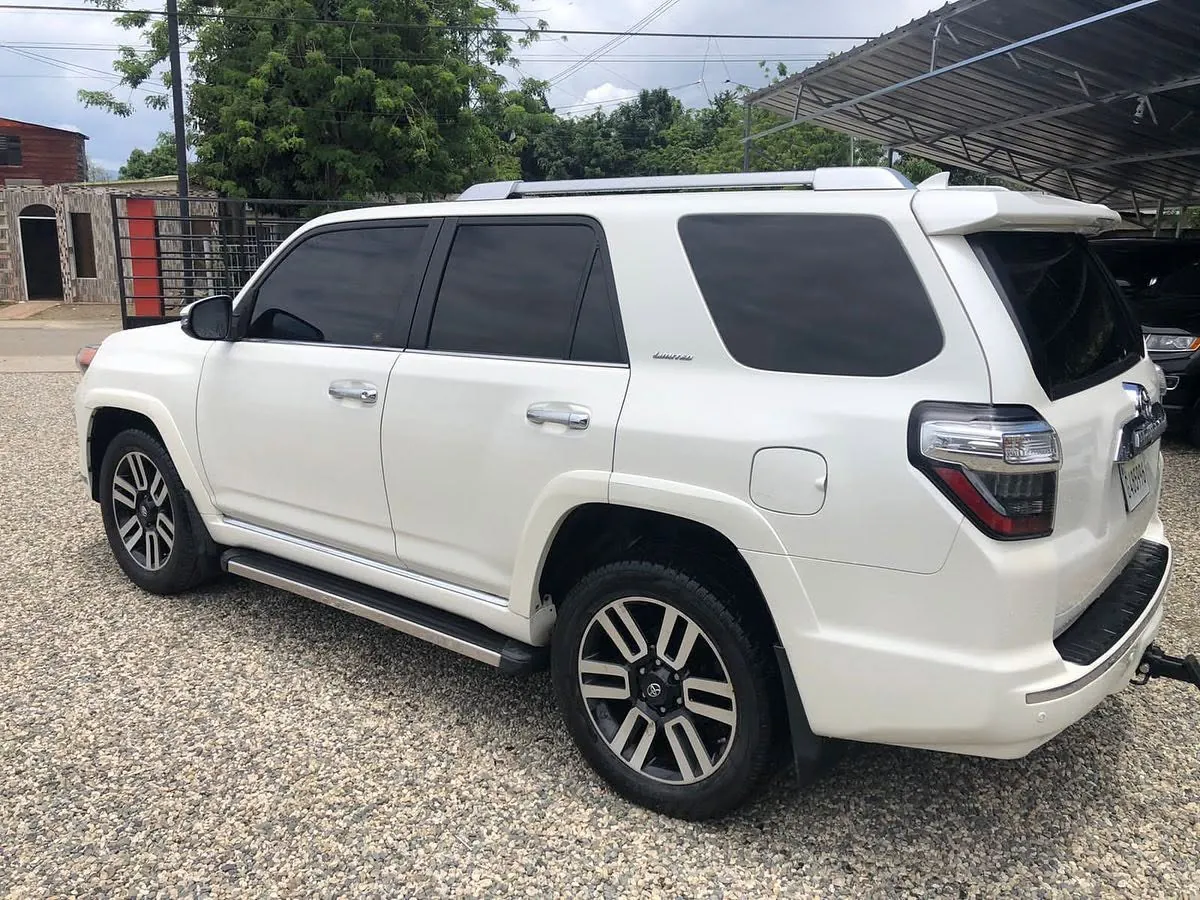 Toyota 4Runner 2014-2017 — Foto 7 de 7
