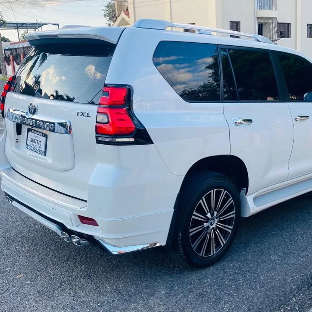 Toyota Land Cruiser Prado 2024 — Foto 5 de 5